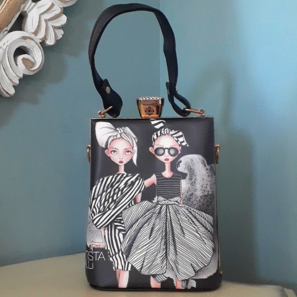 & Fun and funky Battista Valli bag purse